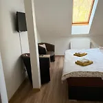 Amfik Gæstehus 3*